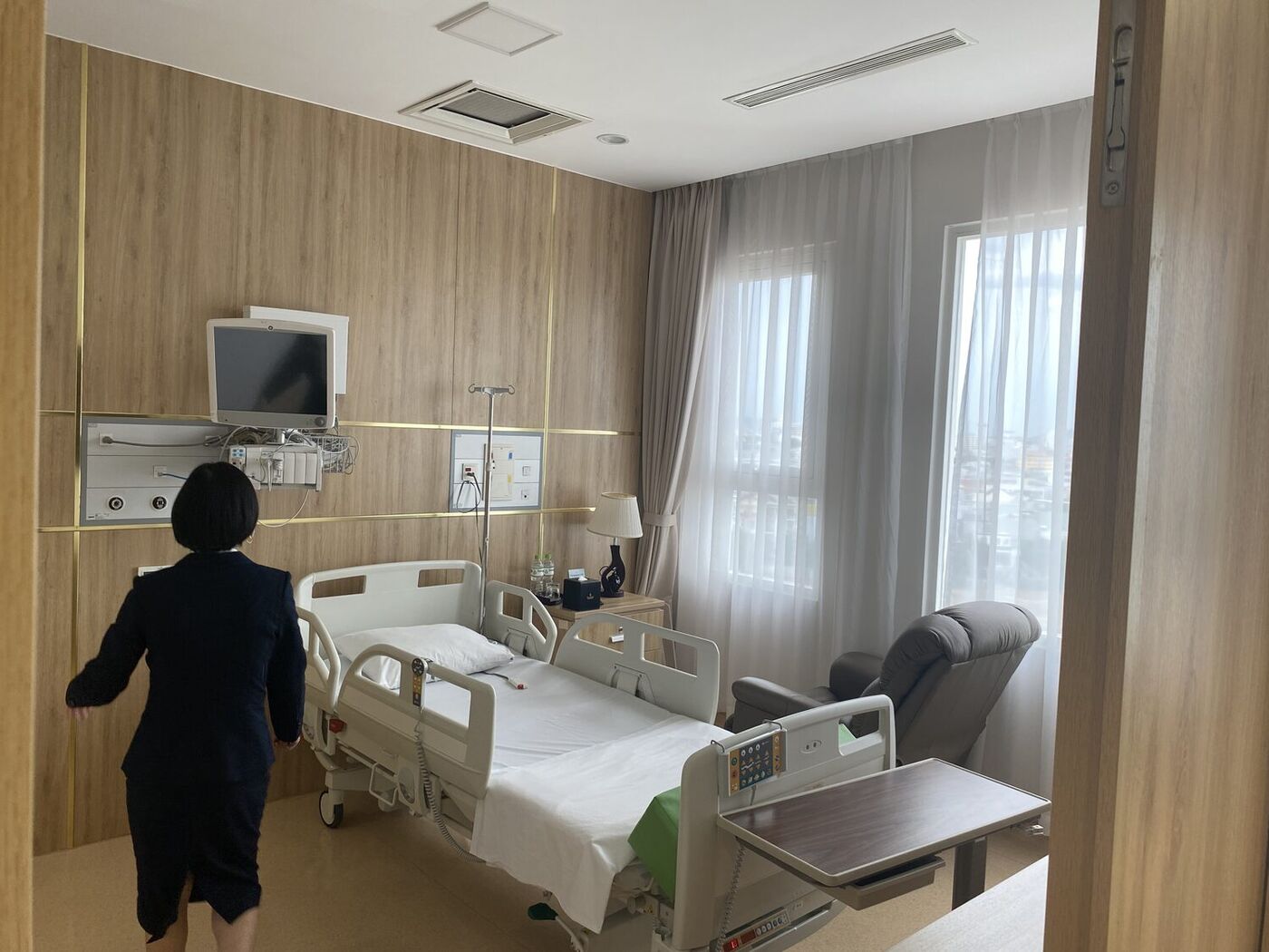 A private patient suite at a partner hospital in Vietnam