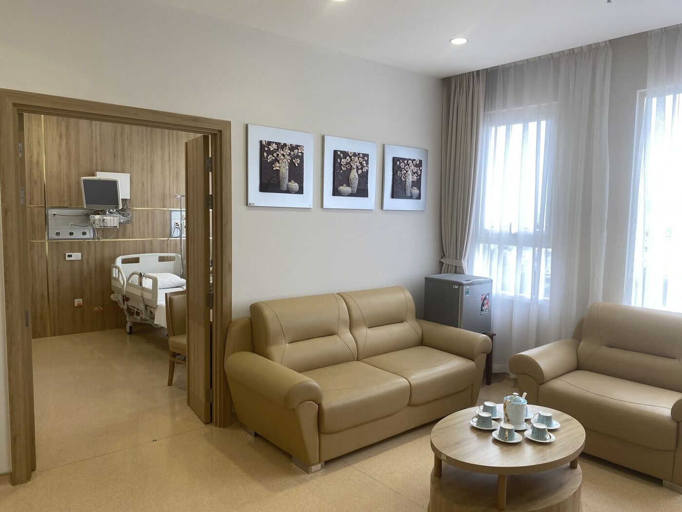 Patient suite lounge area in Vietnam